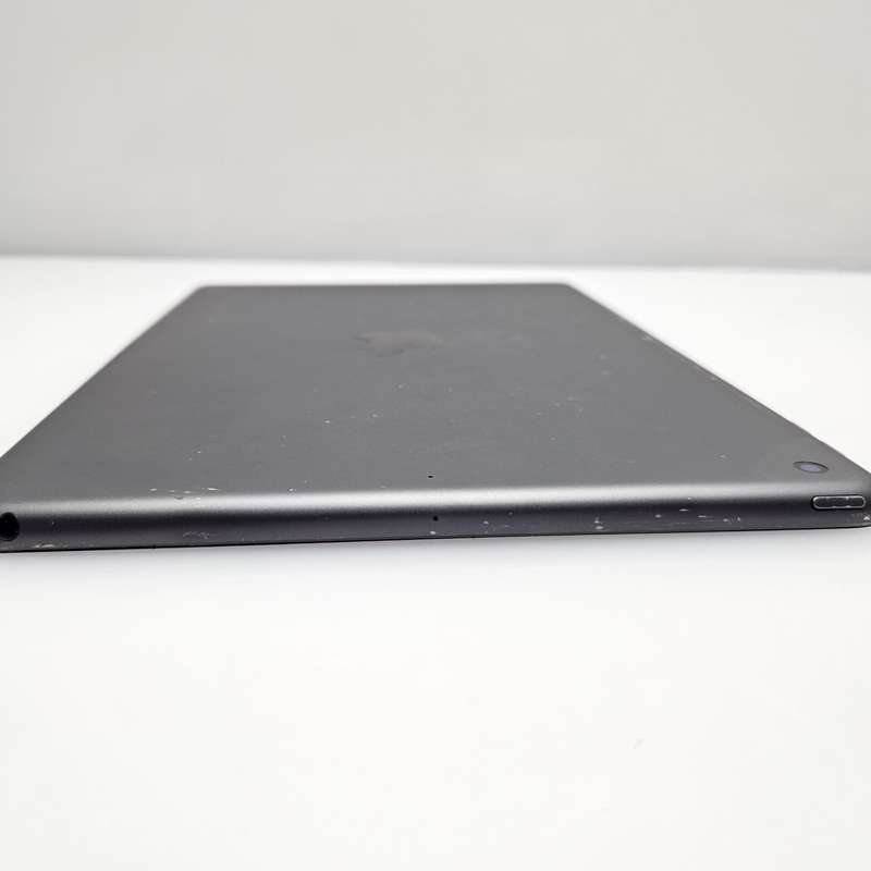 iPad 10.2 7th Gen (WiFi Only) No Touch ID And Bright Spots Space Grey (3 Month Warranty)