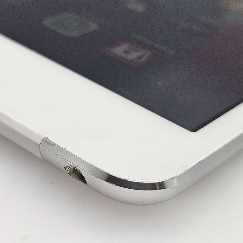 iPad Mini 4th Gen 16GB (Wifi Only) No Touch ID Silver