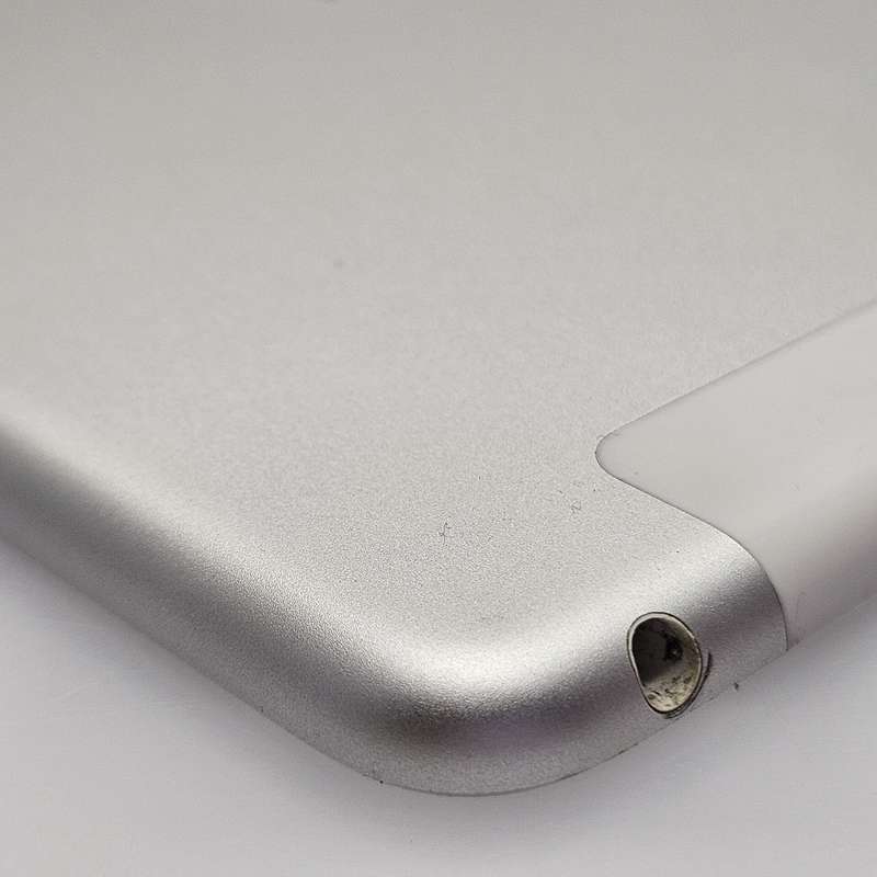 iPad Mini 4th Gen 16GB (Wifi Only) No Touch ID Silver