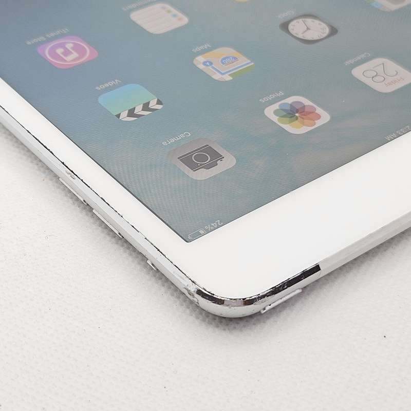 iPad Mini 1 32GB (Wifi/Cellular) Bright Spot And Home Button Not Working Silver