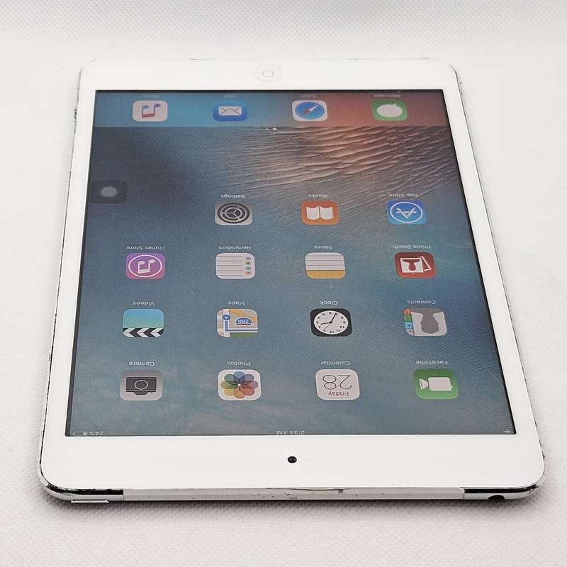 iPad Mini 1 32GB (Wifi/Cellular) Bright Spot And Home Button Not Working Silver