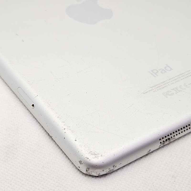 iPad Mini 1 32GB (Wifi/Cellular) Bright Spot And Home Button Not Working Silver