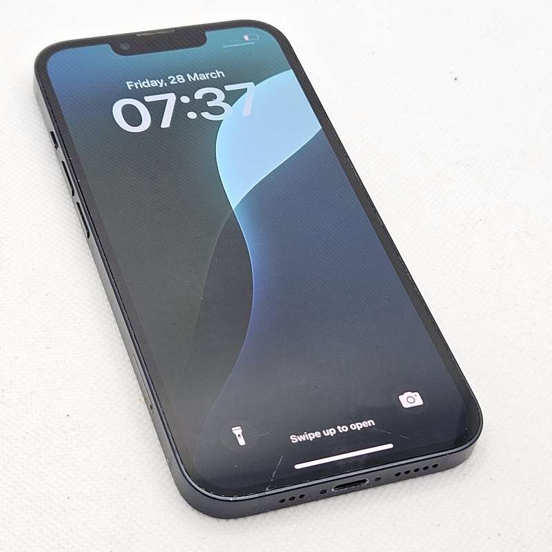 iPhone 13 128GB Midnight (6 Month Warranty)