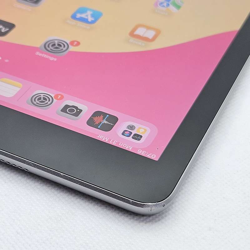 iPad 9.7 6th Gen 128GB (Wi-Fi/ Cellular) Space Gray