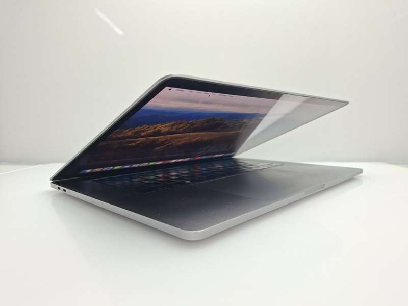 MacBook Pro 15-Inch "Core i7" 2.6GHz (TouchBar, 2019) 16GB RAM 256GB SSD Space Grey (12 Month War...