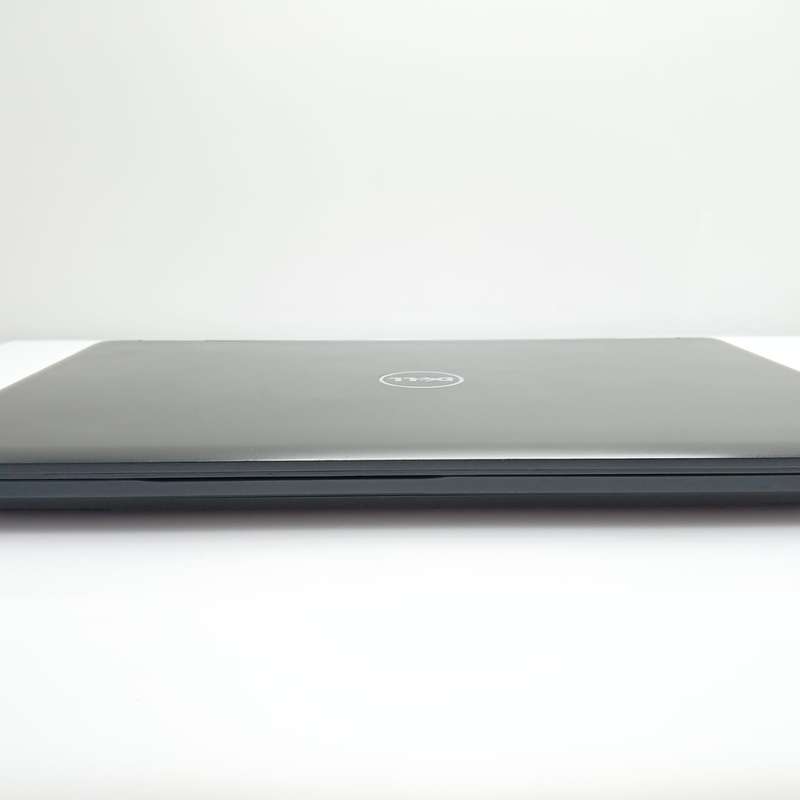 Dell Latitude 5580 "Core i5" 2.50GHz 12GB RAM 256GB SSD Faulty Battery Black