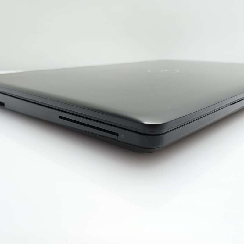 Dell Latitude 5580 "Core i5" 2.50GHz 12GB RAM 256GB SSD Faulty Battery Black