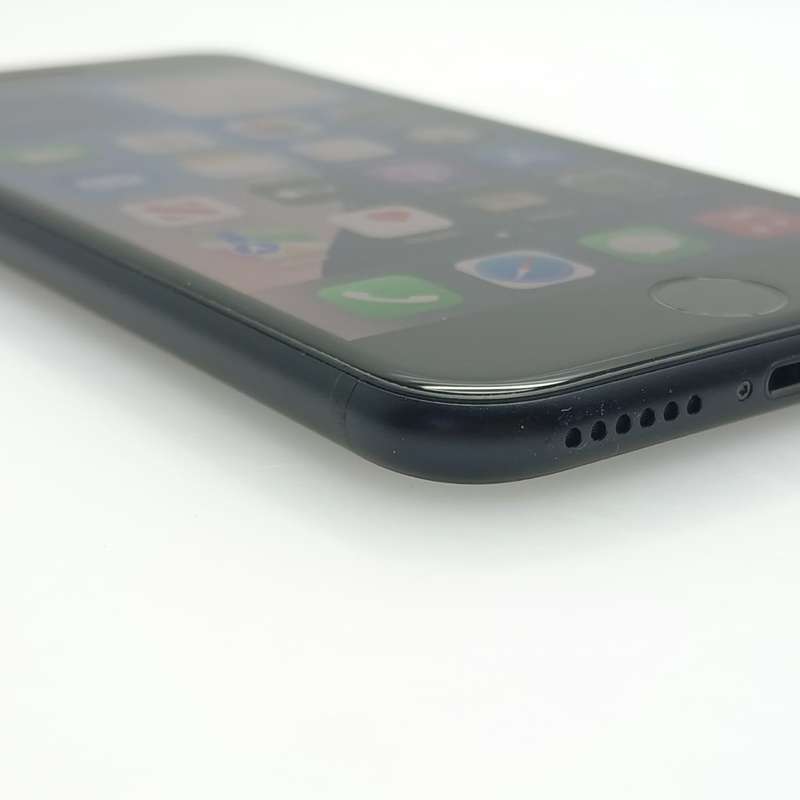 iPhone SE 2020 64GB Black (3 Month Warranty)