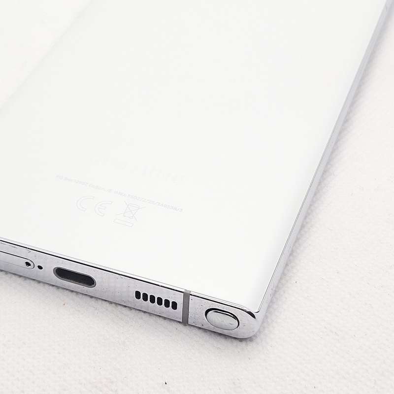 Samsung Galaxy S22 Ultra 256GB Dual Sim Phantom White (6 Month Warranty)