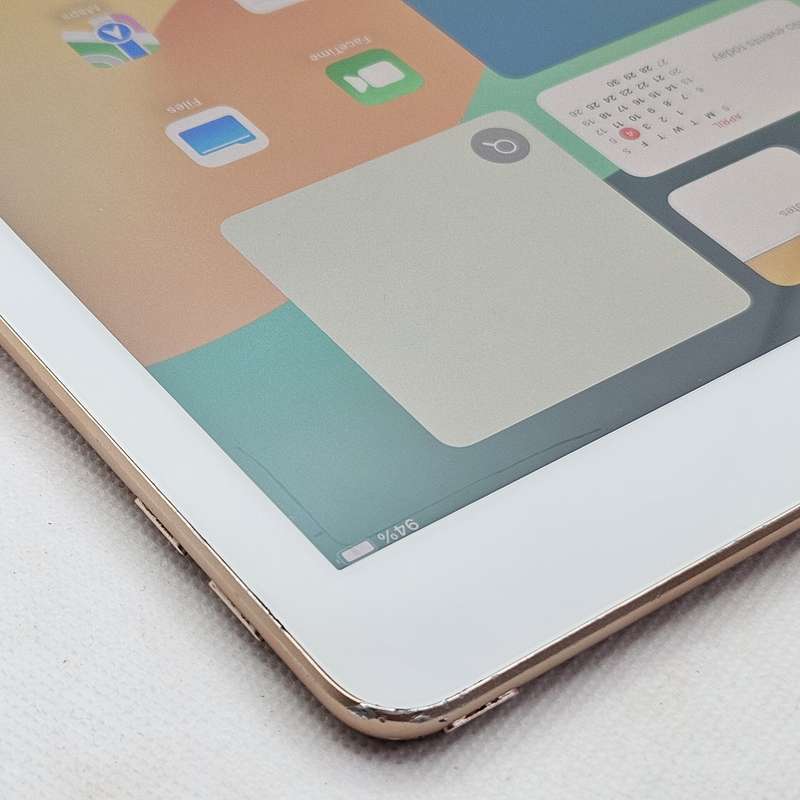 iPad 9.7 6th Gen 32GB (WiFi Only) No Touch ID Rose Gold