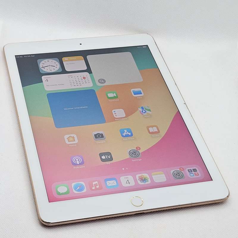 iPad 9.7 6th Gen 32GB (WiFi Only) No Touch ID Rose Gold