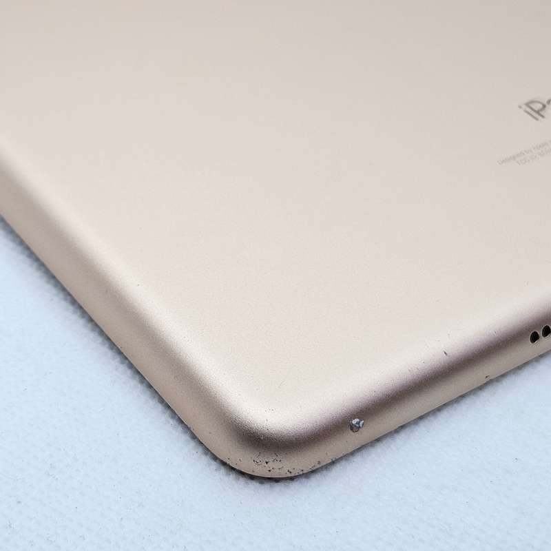 iPad 9.7 6th Gen 32GB (WiFi Only) No Touch ID Rose Gold