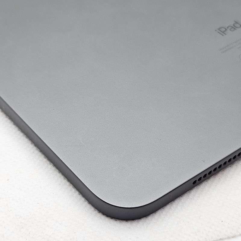 iPad Pro 11 1st Gen 256GB (WiFi Only) No Face ID And Bright Spots Space Gray (3 Month Warranty)