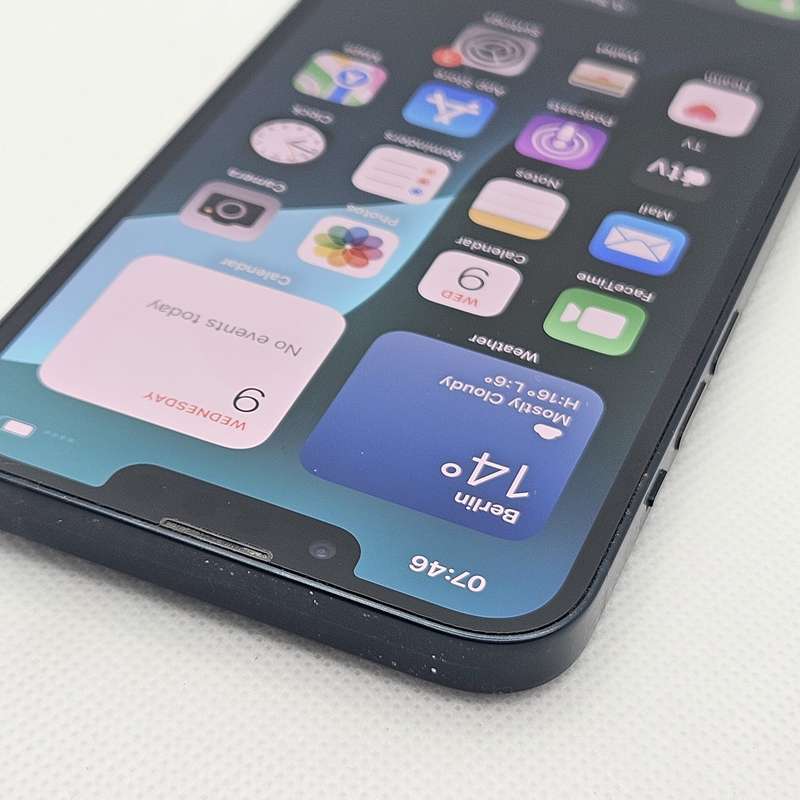 iPhone 13 128GB Midnight (6 Month Warranty)