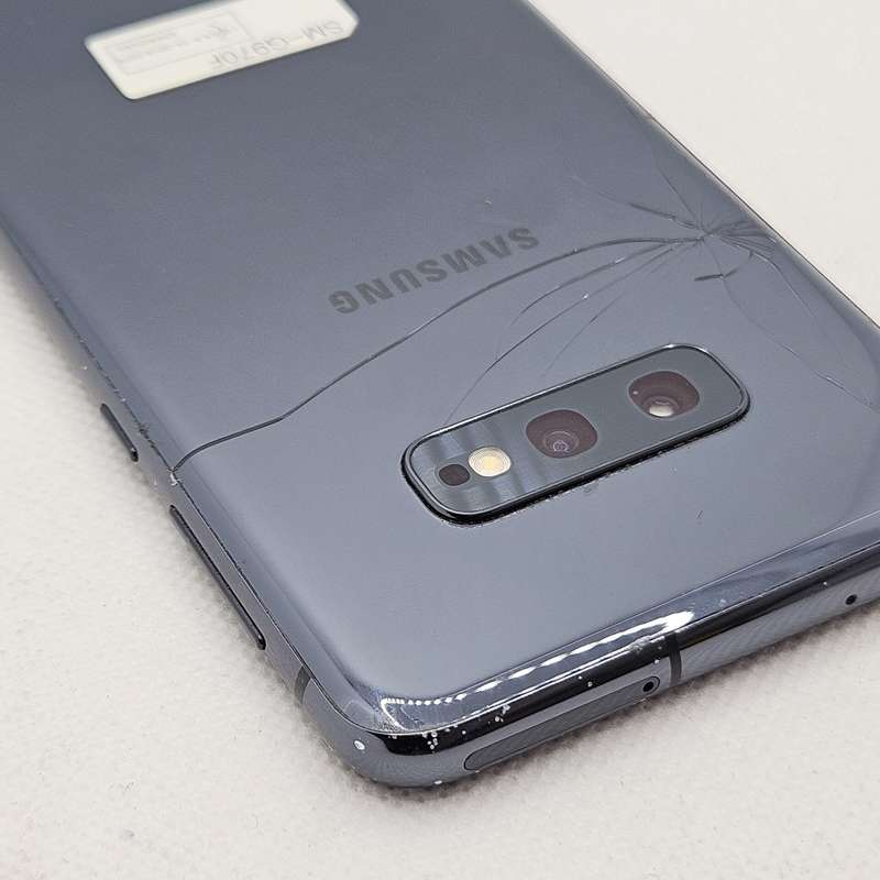 Samsung Galaxy S10e 128GB Cracked Casing Prism Black