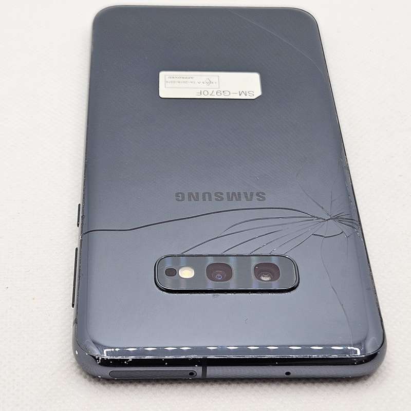 Samsung Galaxy S10e 128GB Cracked Casing Prism Black