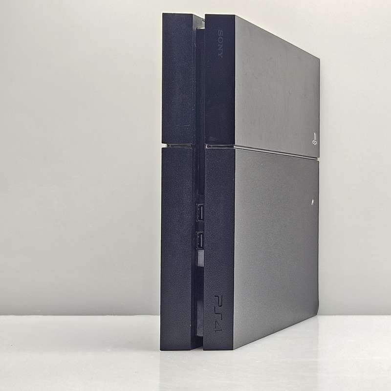 Playstation 4 Original 1TB Black + 1 Controller + HDMI Cable + Power Cable + 2 Games (3 Month War...