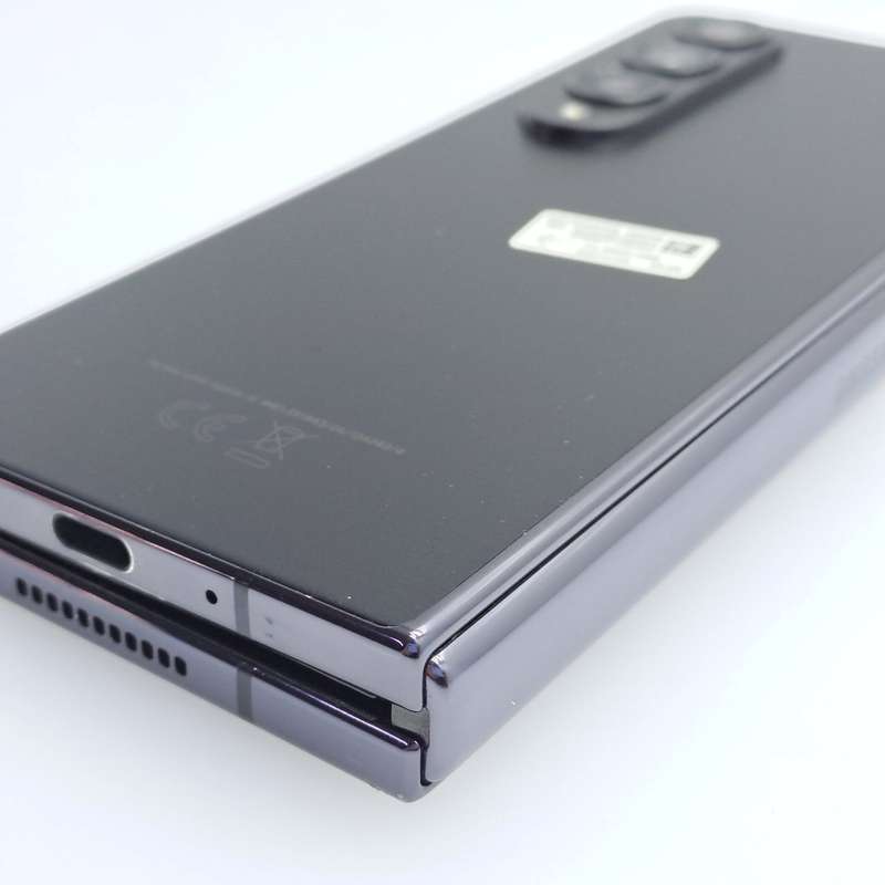 Samsung Galaxy Z Fold 4 256GB Dual Sim Main Screen Dead Phantom Black