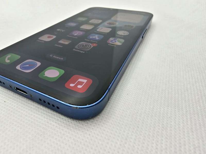 iPhone 13 256GB Blue (6 Month Warranty)