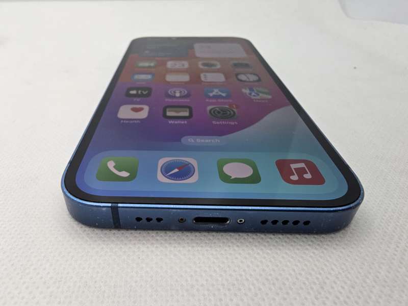 iPhone 13 128GB Blue (6 Month Warranty)