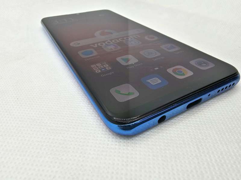 Huawei P30 Lite 128GB Back Camera Blurry Blue