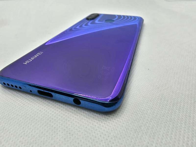 Huawei P30 Lite 128GB Back Camera Blurry Blue