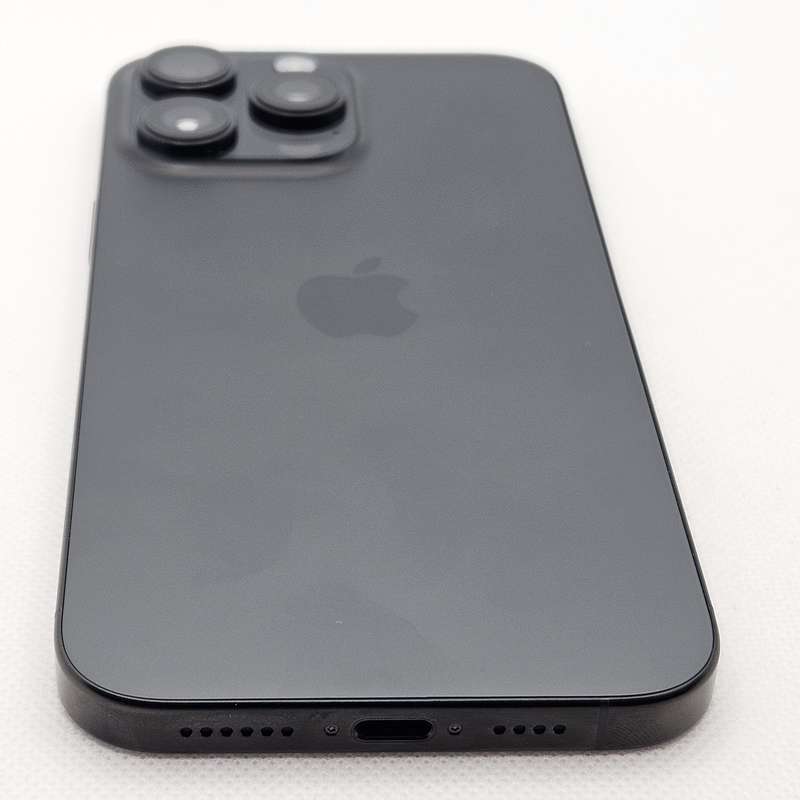 iPhone 16 Pro Max 256GB Black Titanium (12 Month Warranty)  Mint Condition