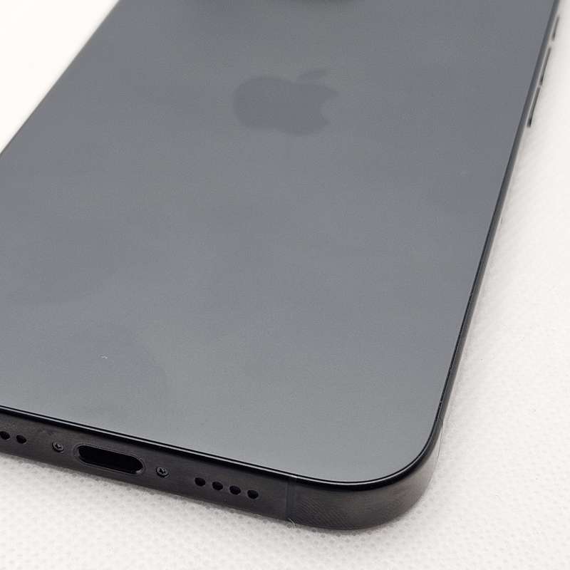 iPhone 16 Pro Max 256GB Black Titanium (12 Month Warranty)  Mint Condition