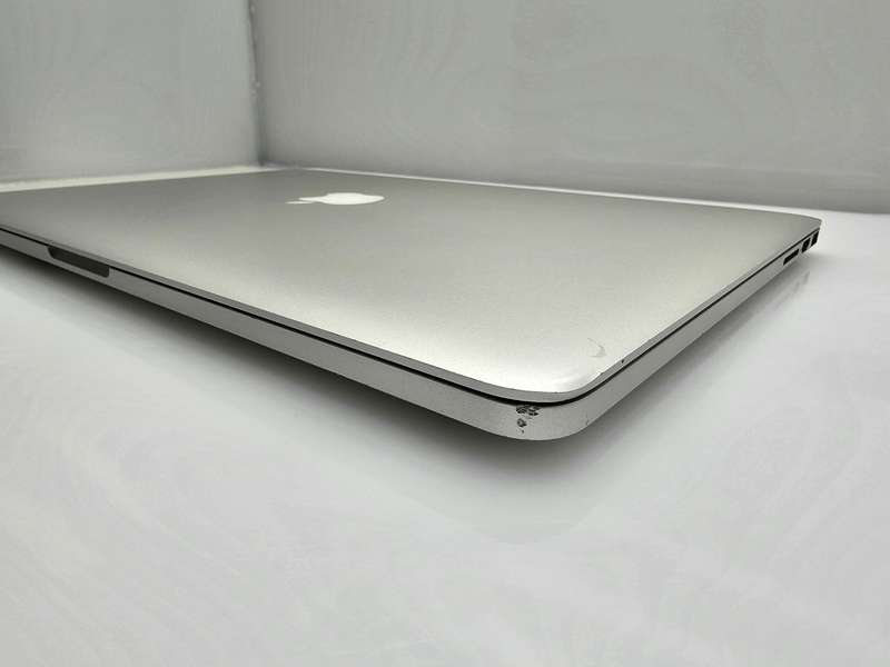 MacBook Pro "Core i7" 15-Inch 16GB RAM 256GB SSD (Mid 2015) Silver