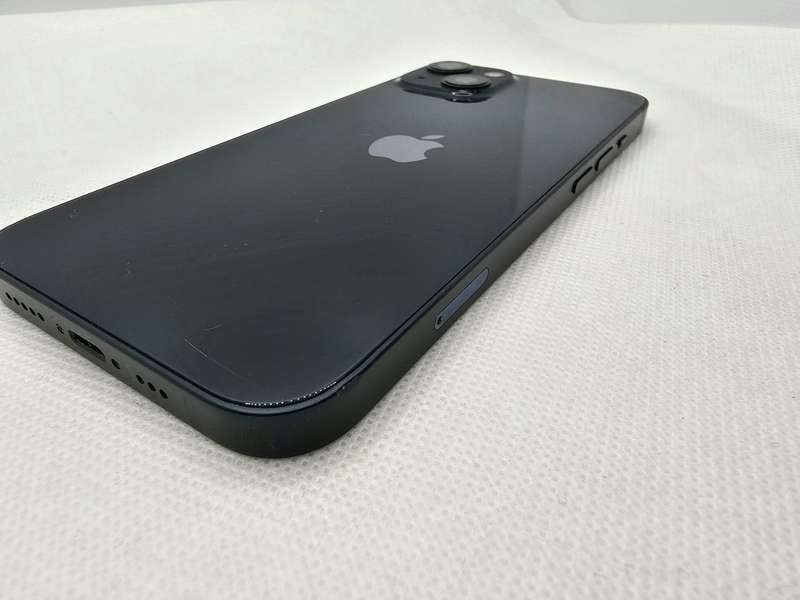 iPhone 13 128GB Midnight No Face ID (6 Month Warranty) + Screen Protector Bundle Value: R200