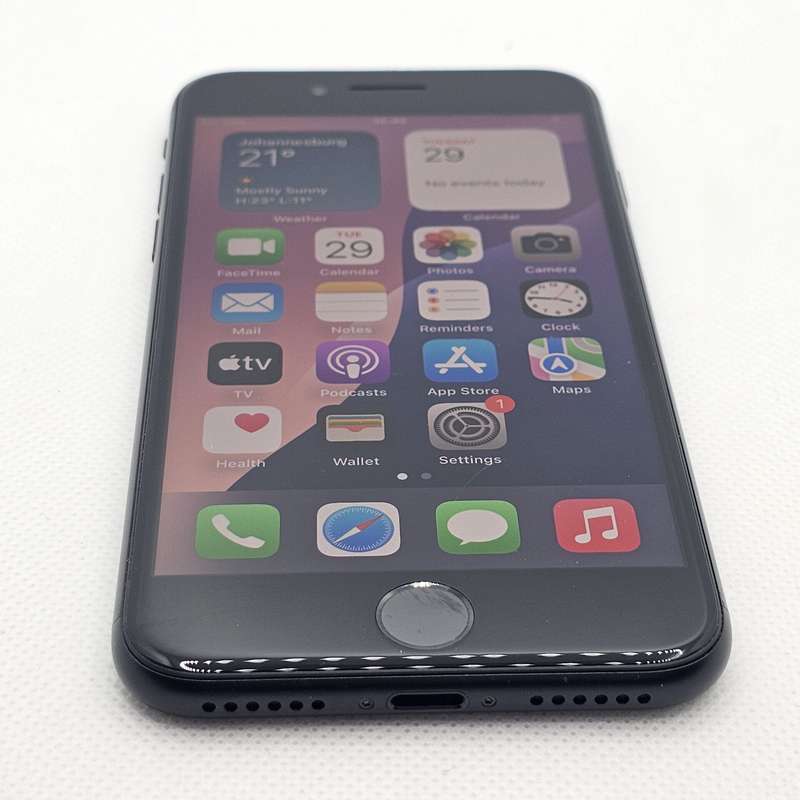 iPhone SE 2020 64GB Black (3 Month Warranty)