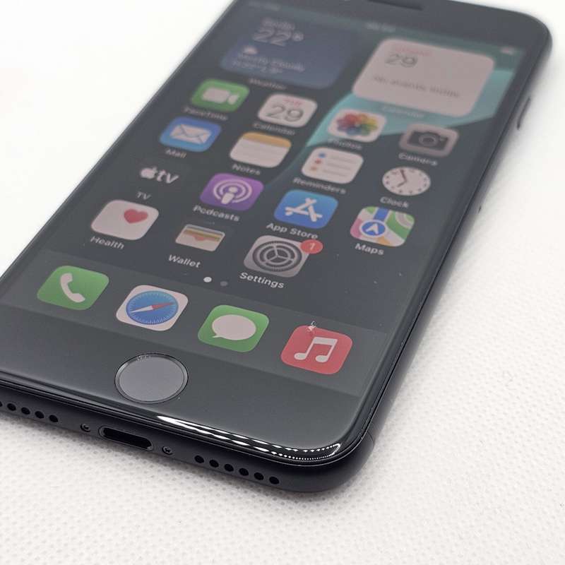 iPhone SE 2020 64GB Black (3 Month Warranty)