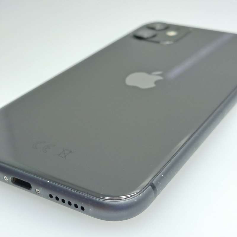 iPhone 11 64GB Black (6 Month Warranty)