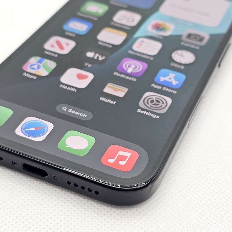 iPhone 16 128GB Black (12 Month Warranty)
