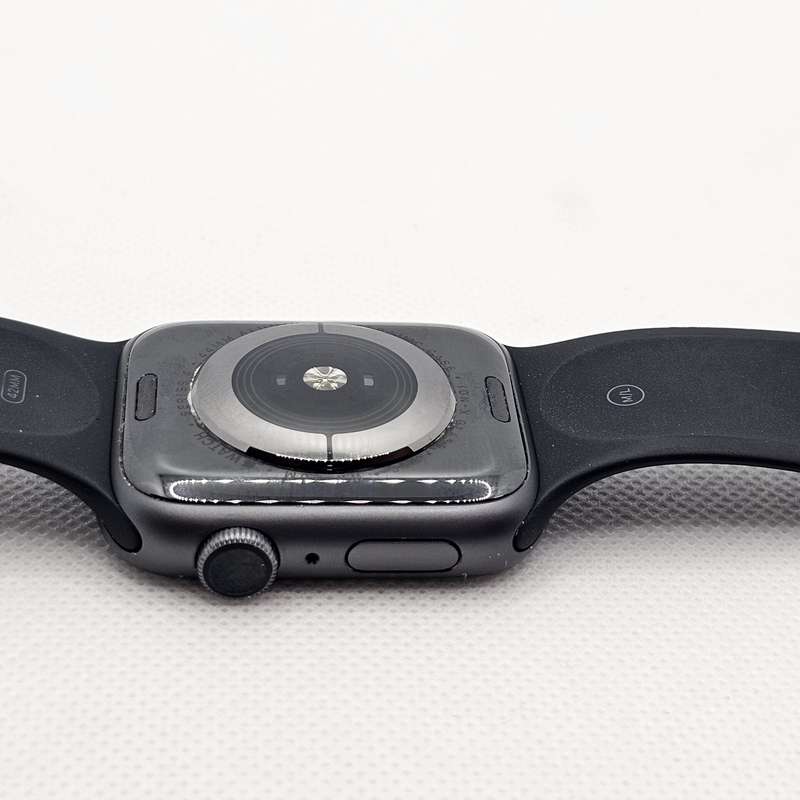 Apple Watch Series 4 44mm GPS Only Space Gray (3 Month Warranty)