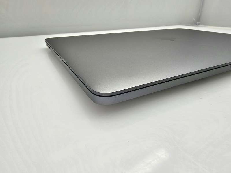 MacBook Pro "M1" 13-Inch 8 GPU/CPU (2020) 8GB RAM 512GB SSD Silver (12 Month Warranty)