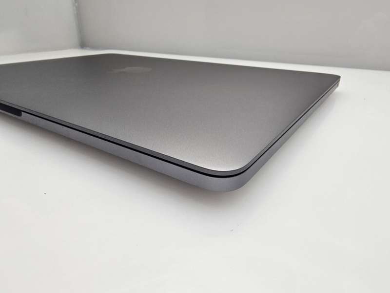 MacBook Pro "M1" 13-Inch 8 GPU/CPU (2020) 8GB RAM 512GB SSD Silver (12 Month Warranty)
