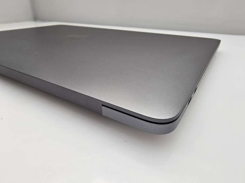 MacBook Pro "M1" 13-Inch 8 GPU/CPU (2020) 8GB RAM 512GB SSD Silver (12 Month Warranty)