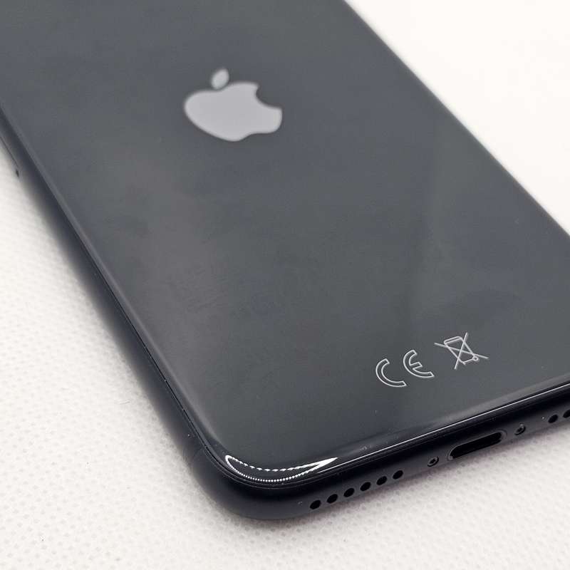 iPhone SE 2020 64GB Black (3 Month Warranty)