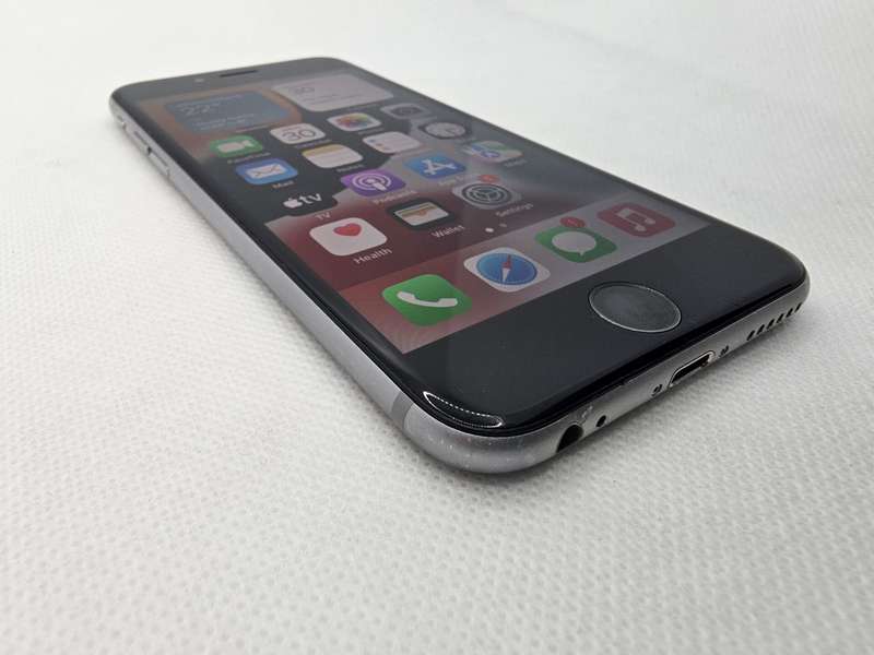 iPhone 6s 32GB Bright Spots Space Grey