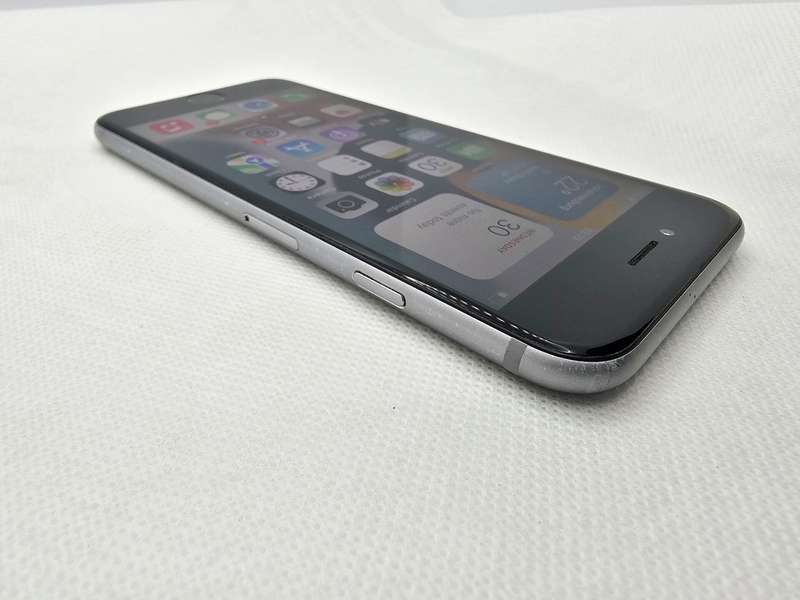 iPhone 6s 32GB Bright Spots Space Grey
