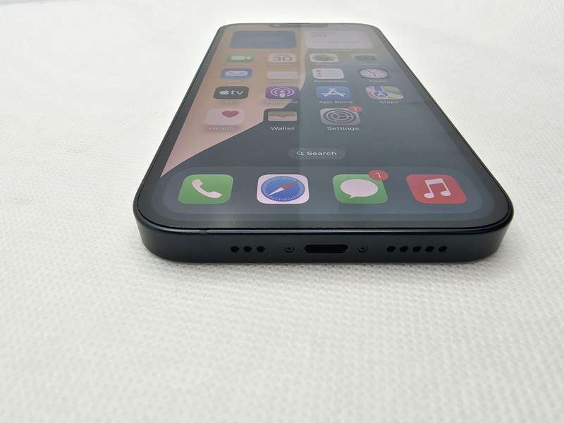 iPhone 13 128GB Midnight (6 Month Warranty)