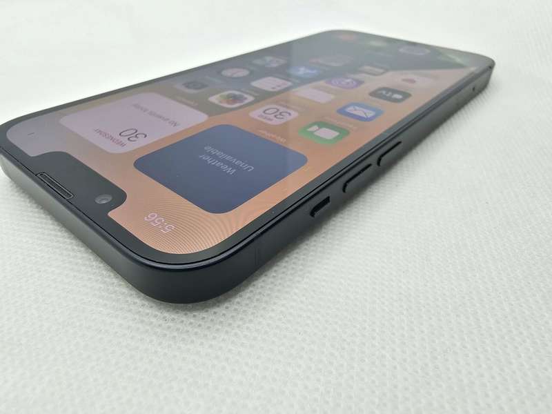 iPhone 13 128GB Midnight (6 Month Warranty)