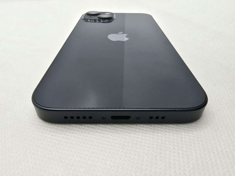 iPhone 13 128GB Midnight (6 Month Warranty)