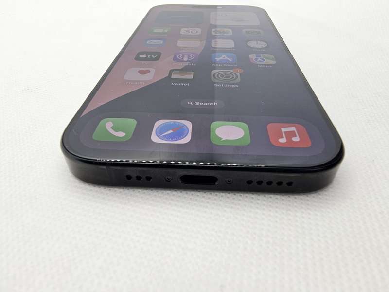 iPhone 16 Pro 128GB Black (12 Month Warranty) - Mint Condition