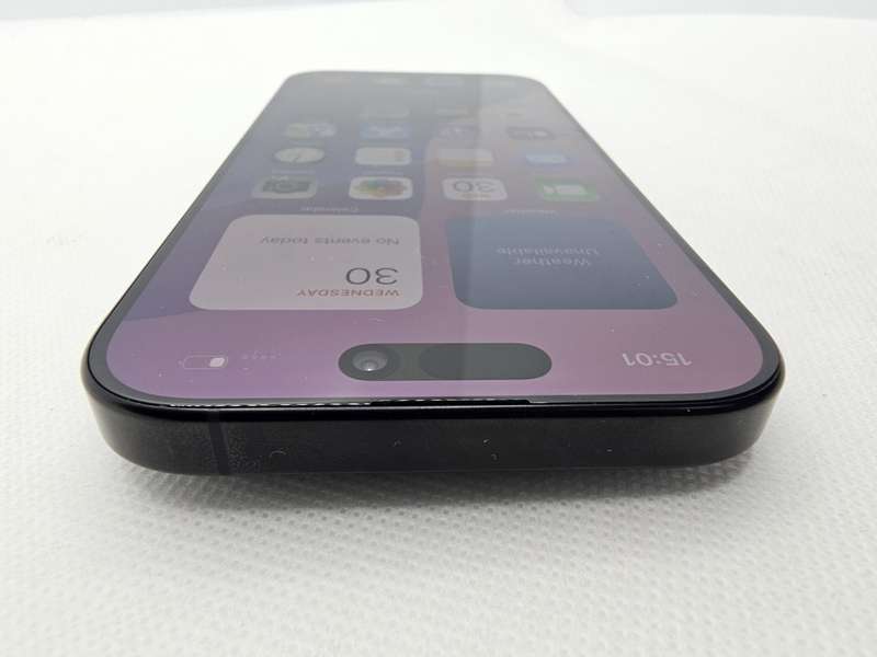 iPhone 16 Pro 128GB Black (12 Month Warranty) - Mint Condition