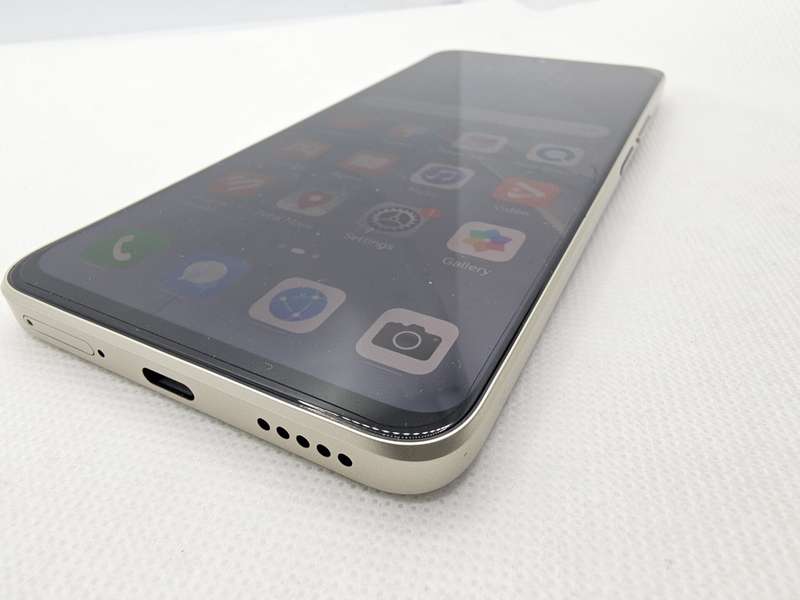 Huawei Nova 13i 256GB Dual Sim White - Mint Condition