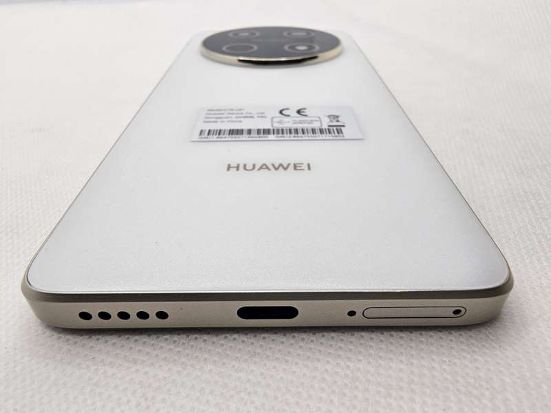 Huawei Nova 13i 256GB Dual Sim White - Mint Condition