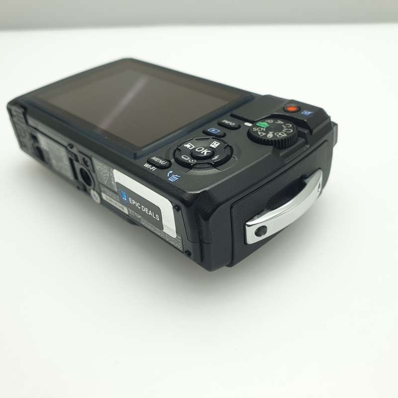 Olympus Tough TG-5 Black + Underwater Case PT-058 (6 Month Warranty)