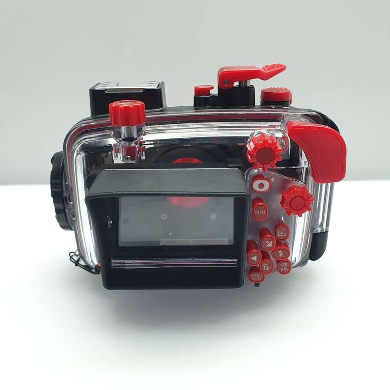 Olympus Tough TG-5 Black + Underwater Case PT-058 (6 Month Warranty)